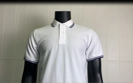 Llanura en blanco, negro, blanco, deportes de golf, logotipo personalizado, algodón bordado, polo de hombre